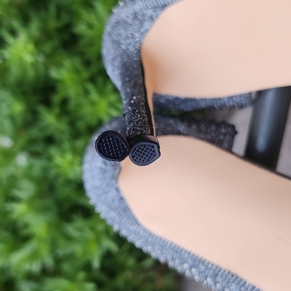 Steve Madden Proper Sequin Studded Gunmetal Silver Heel Size 9 NWOT - Picture 12 of 12